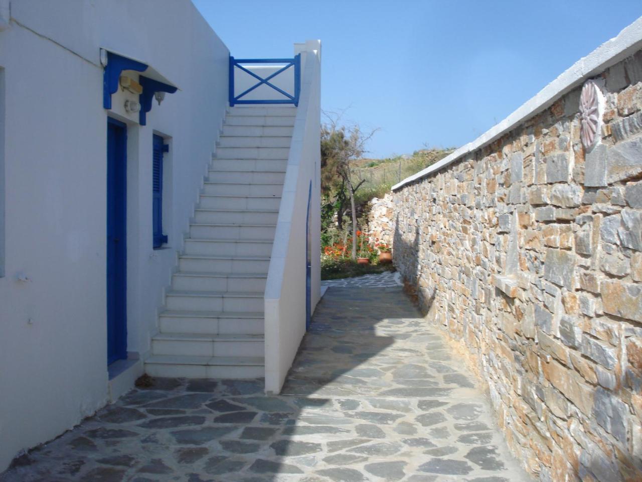 Hotel Blue Horizon Ios Extérieur photo